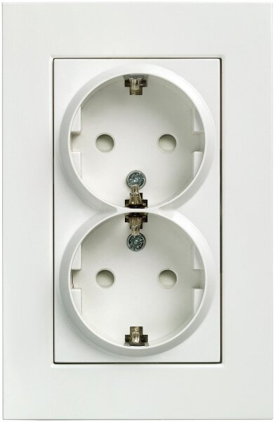 Schuko Doppelsteckdose Siemens mit erhöhtem Berührungsschutz, 125x81,2mm,titanweiß