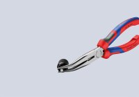 Flachrundzange mit Schneide poliert mit Mehrkomponenten Griffhüllen 40° gewinkelte Backen 200mm