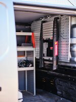 Wandhalterung abschliessbar zu Teleskop-Stufen-Anlegeleiter TRBS