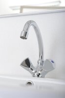 Zweigriff Waschtischmischer Etou Ausladung 134 mm versenkbare Kette chrom